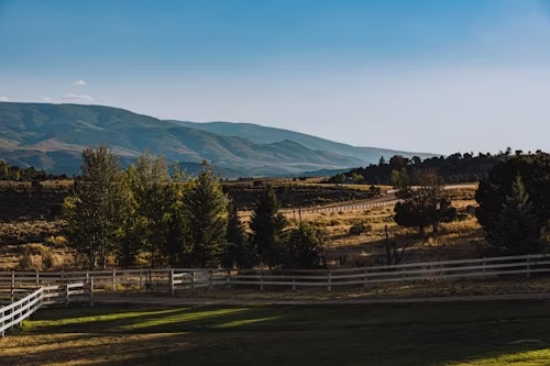 Difference Between a Farm and a Ranch